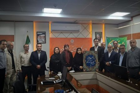 وکلای داوطلب قزوینی پای کار مددجویان بهزیستی آمدند
